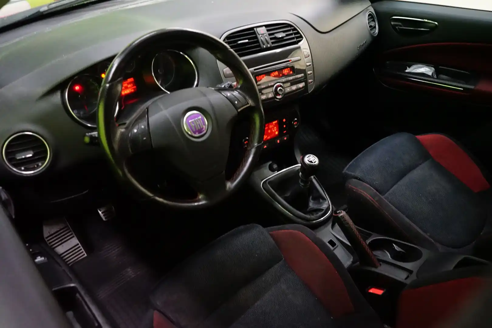 car-image