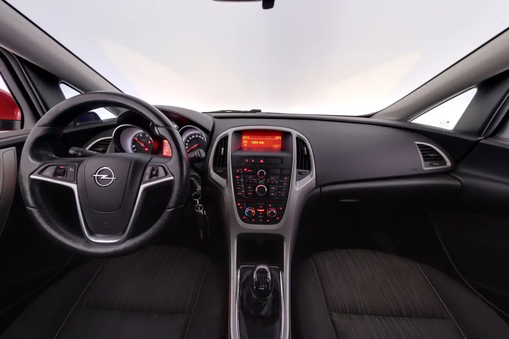 car-image