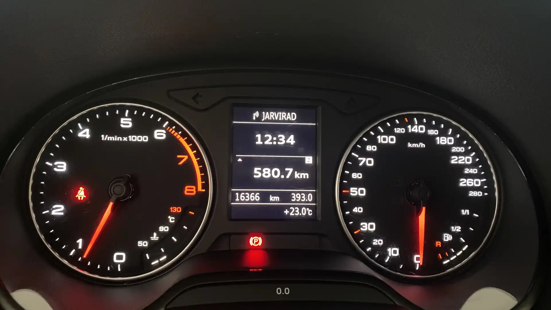 car-image