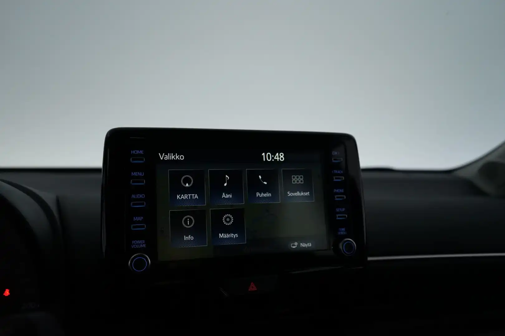 car-image