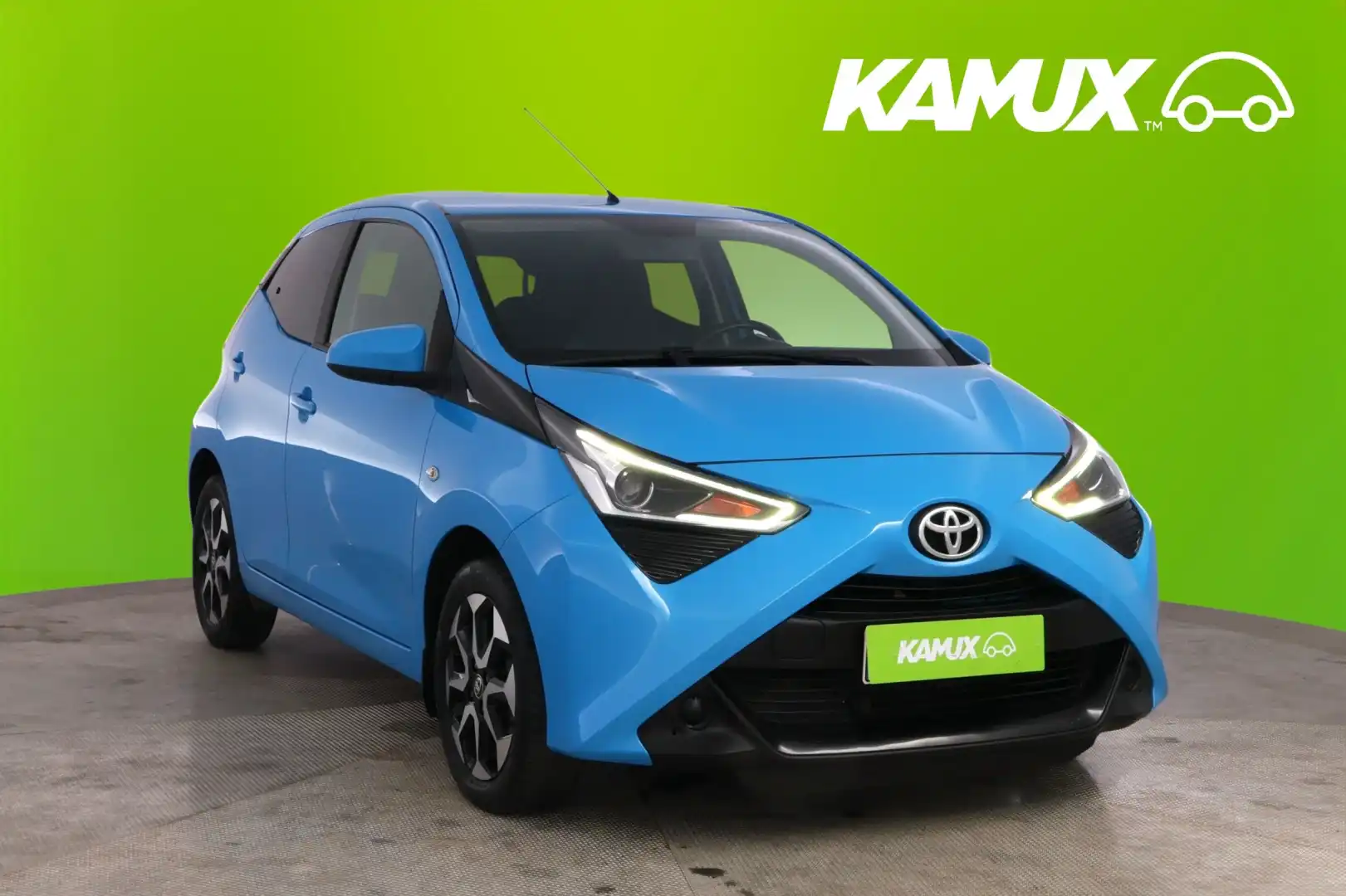 car-image