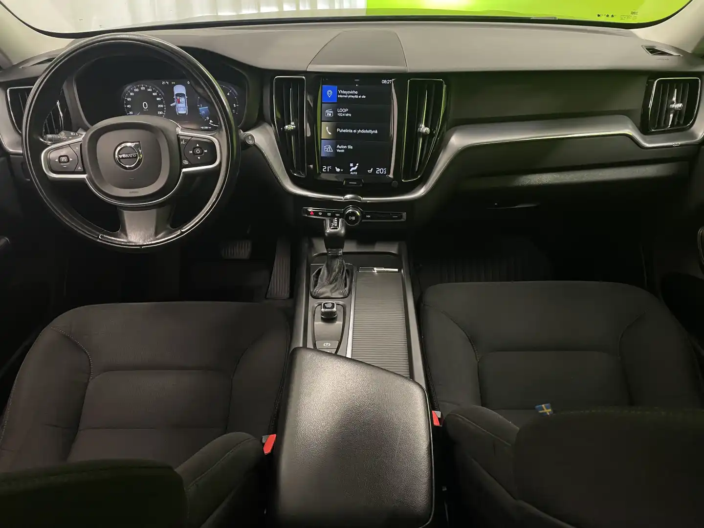 car-image