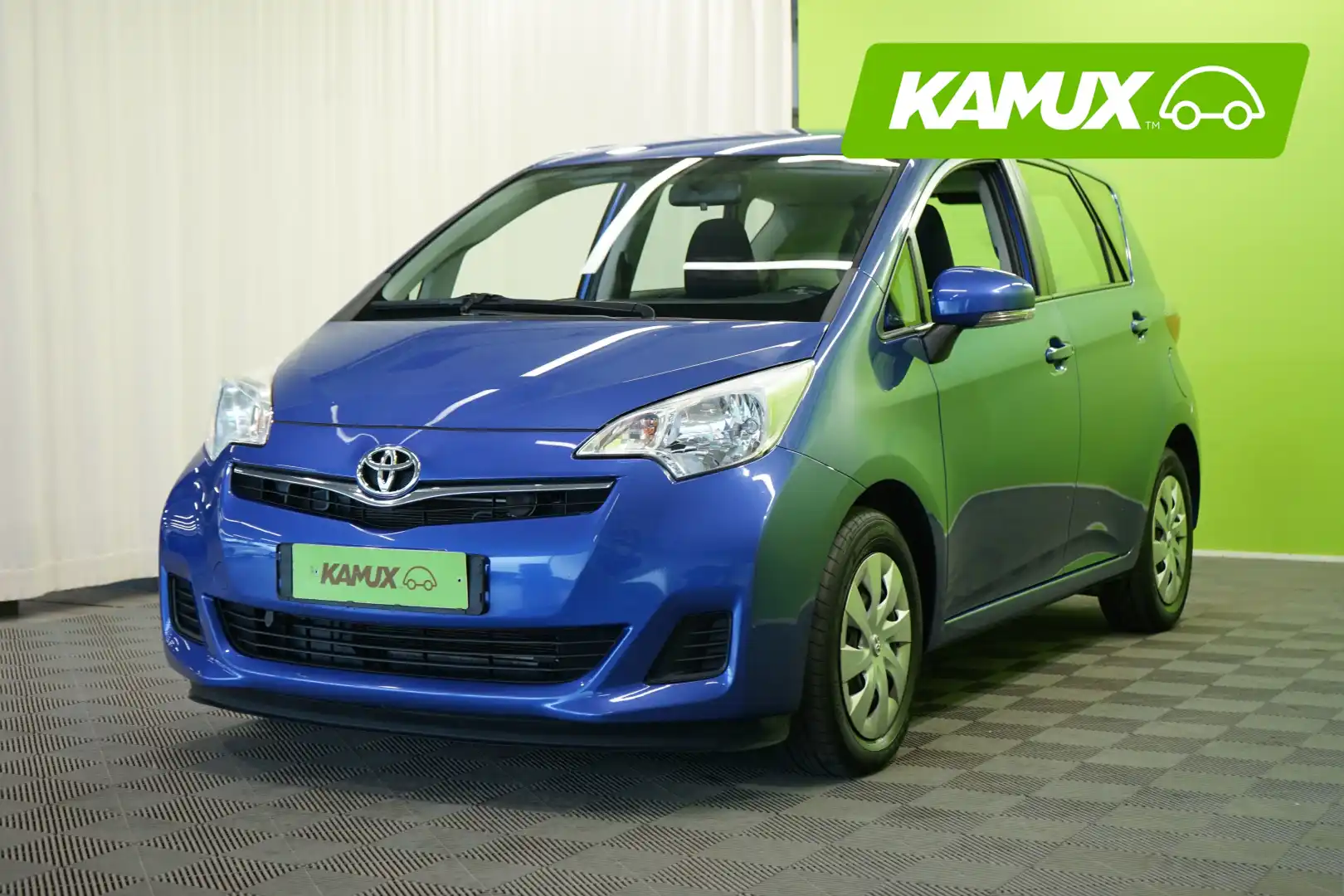 car-image