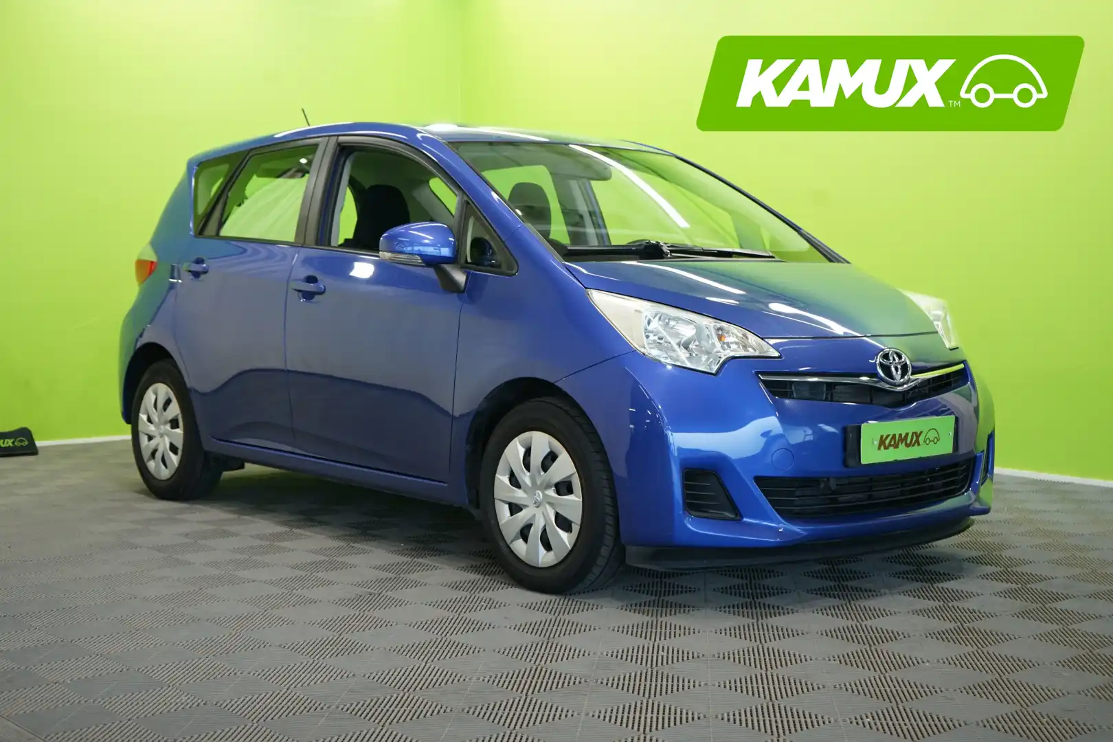 car-image