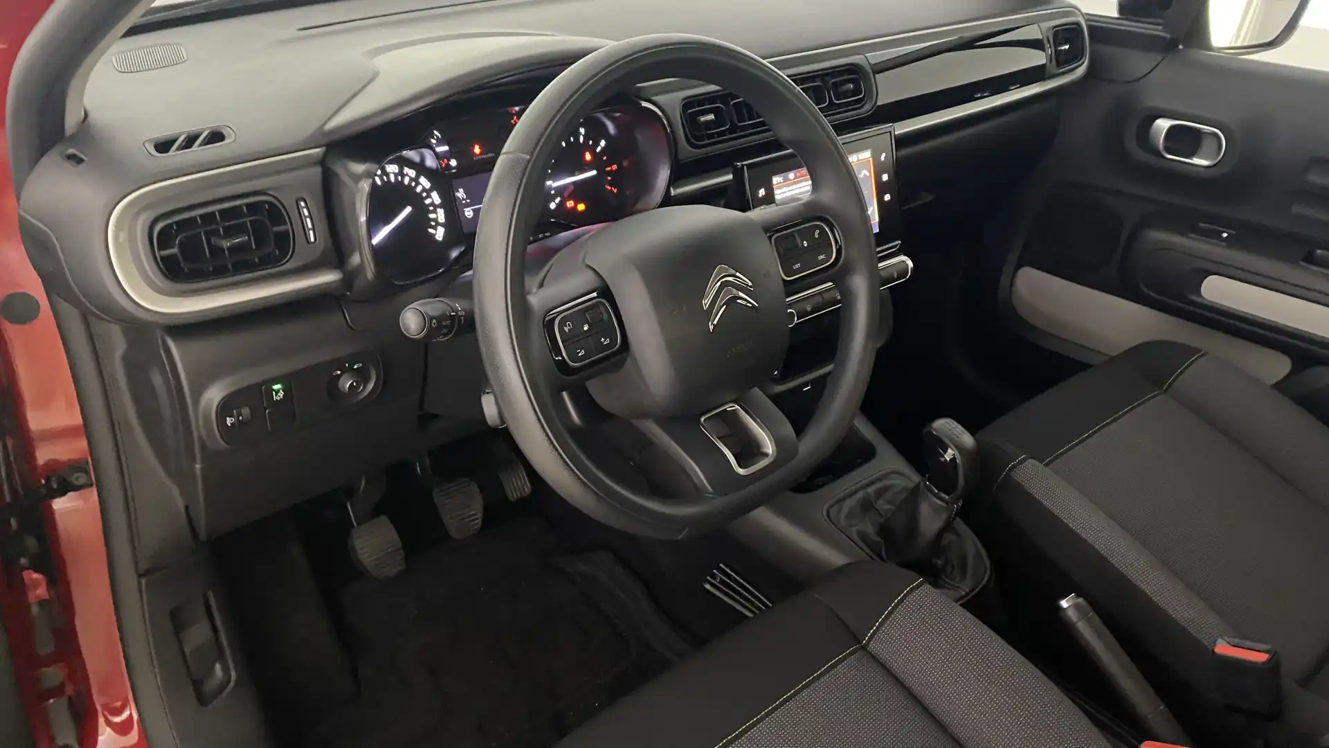 car-image
