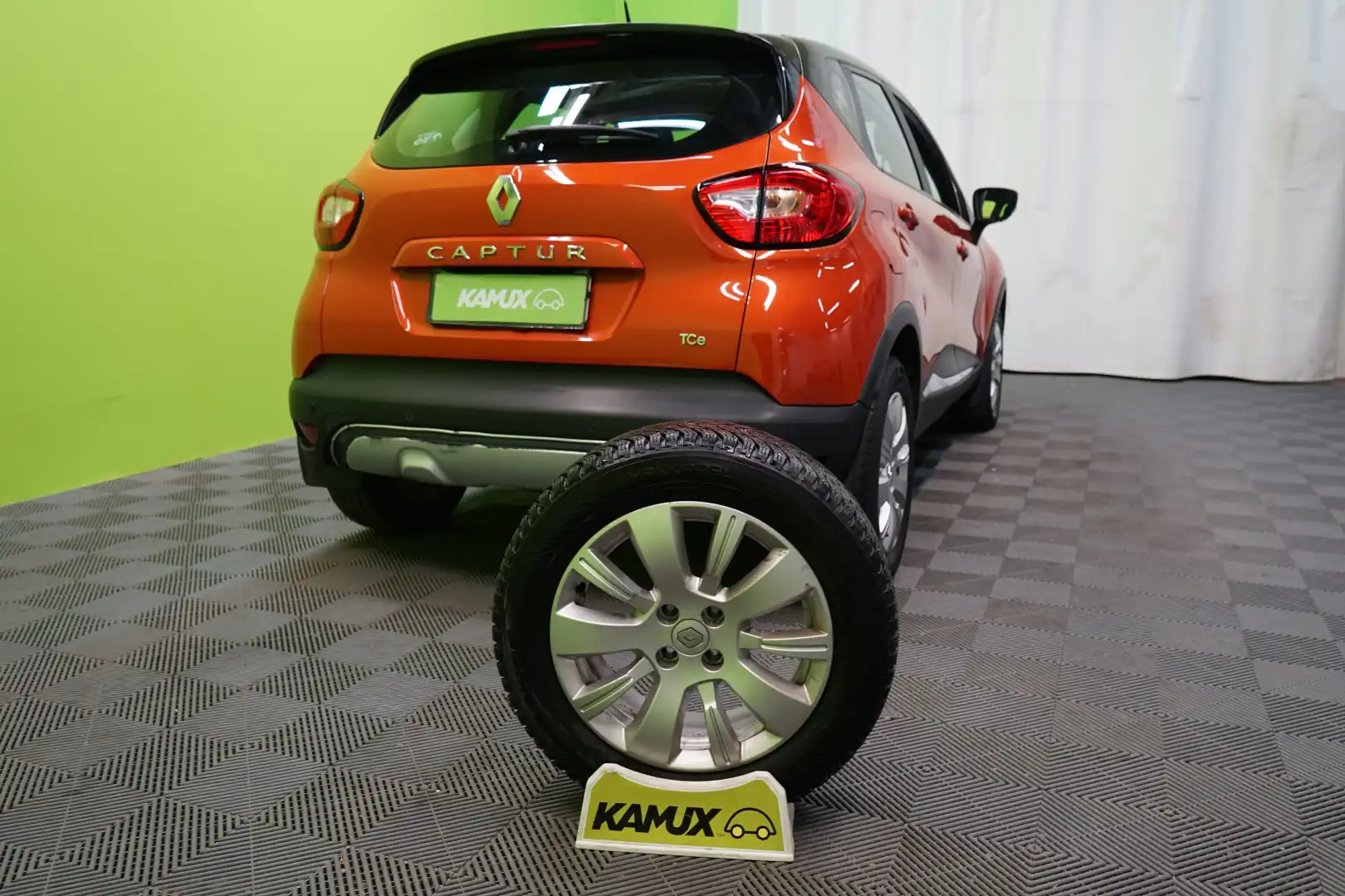 car-image