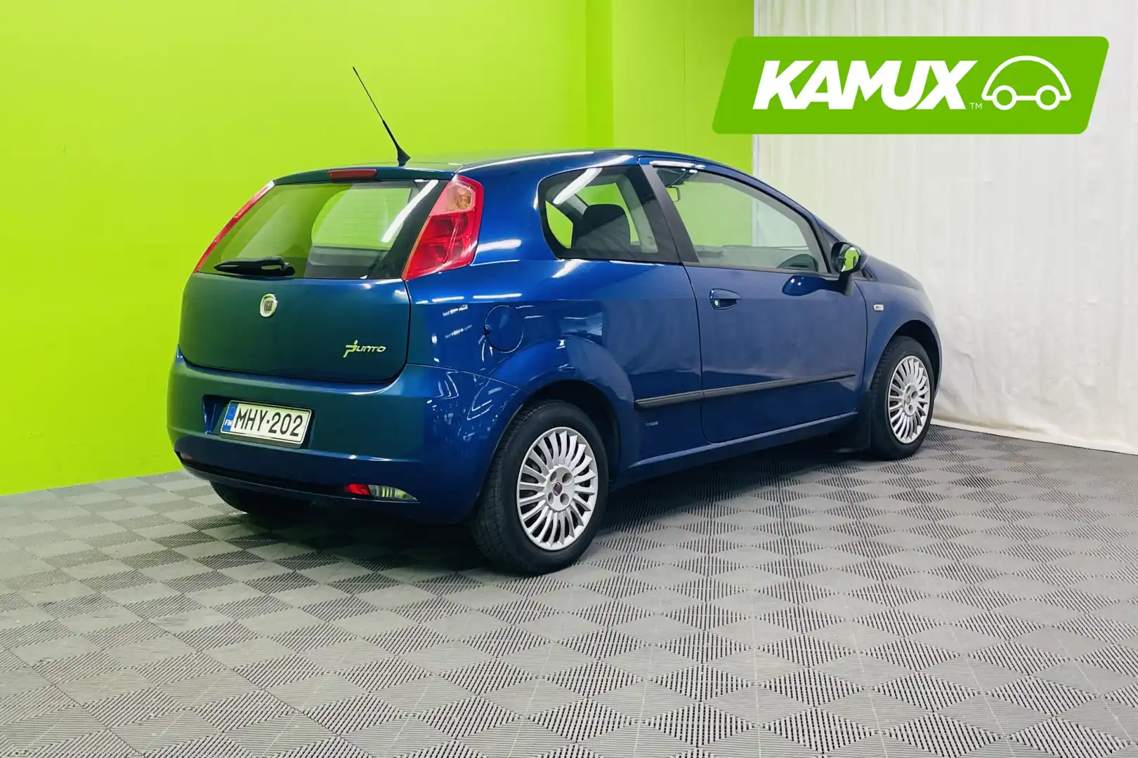 car-image
