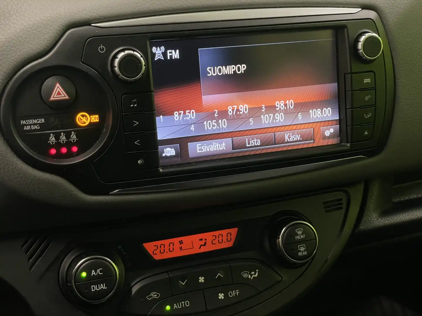 car-image