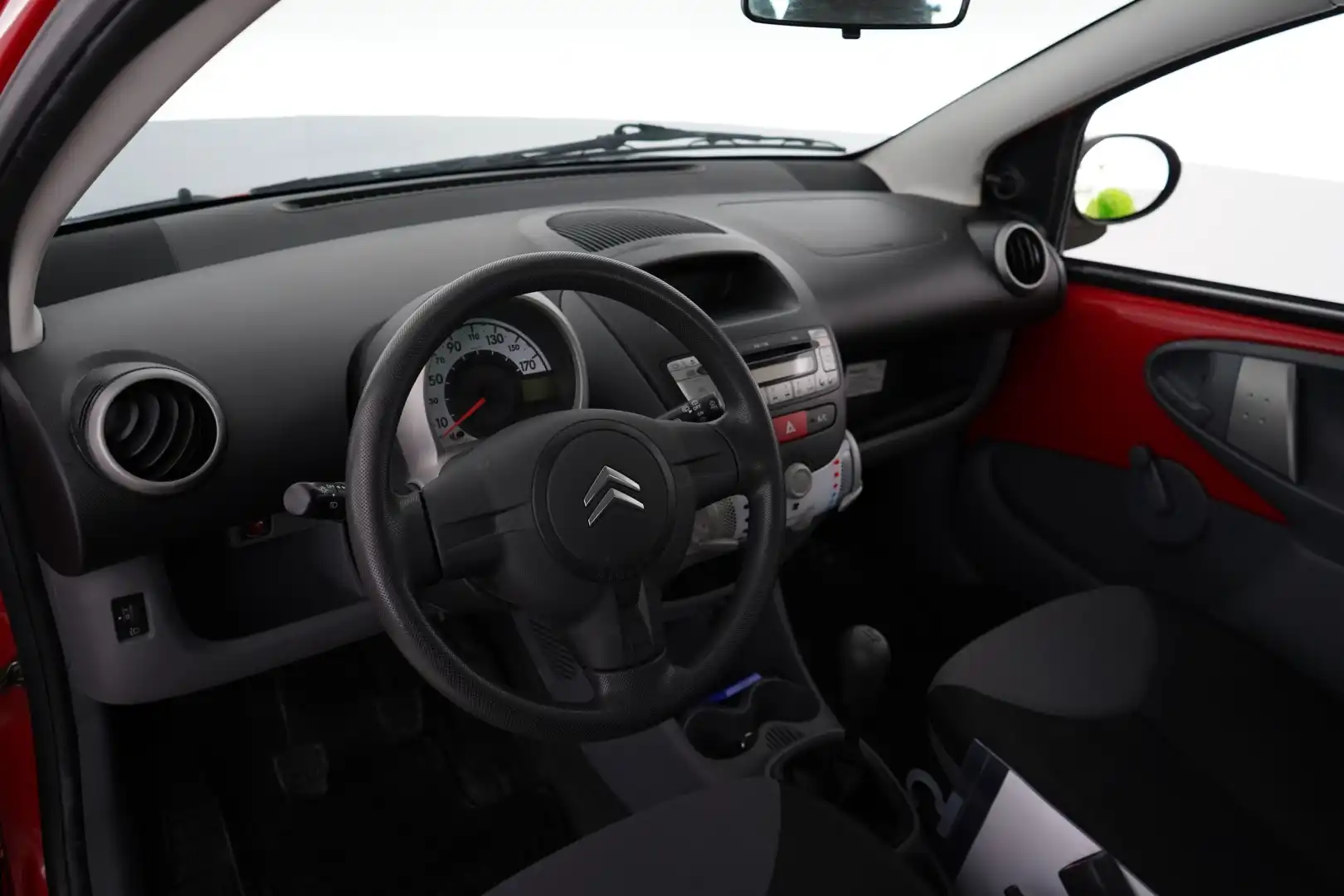 car-image
