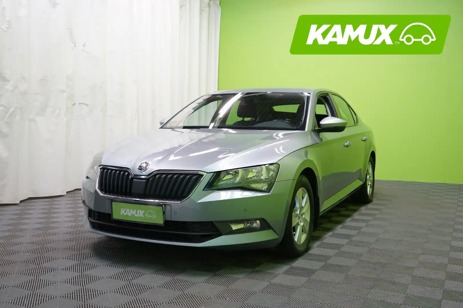 car-image