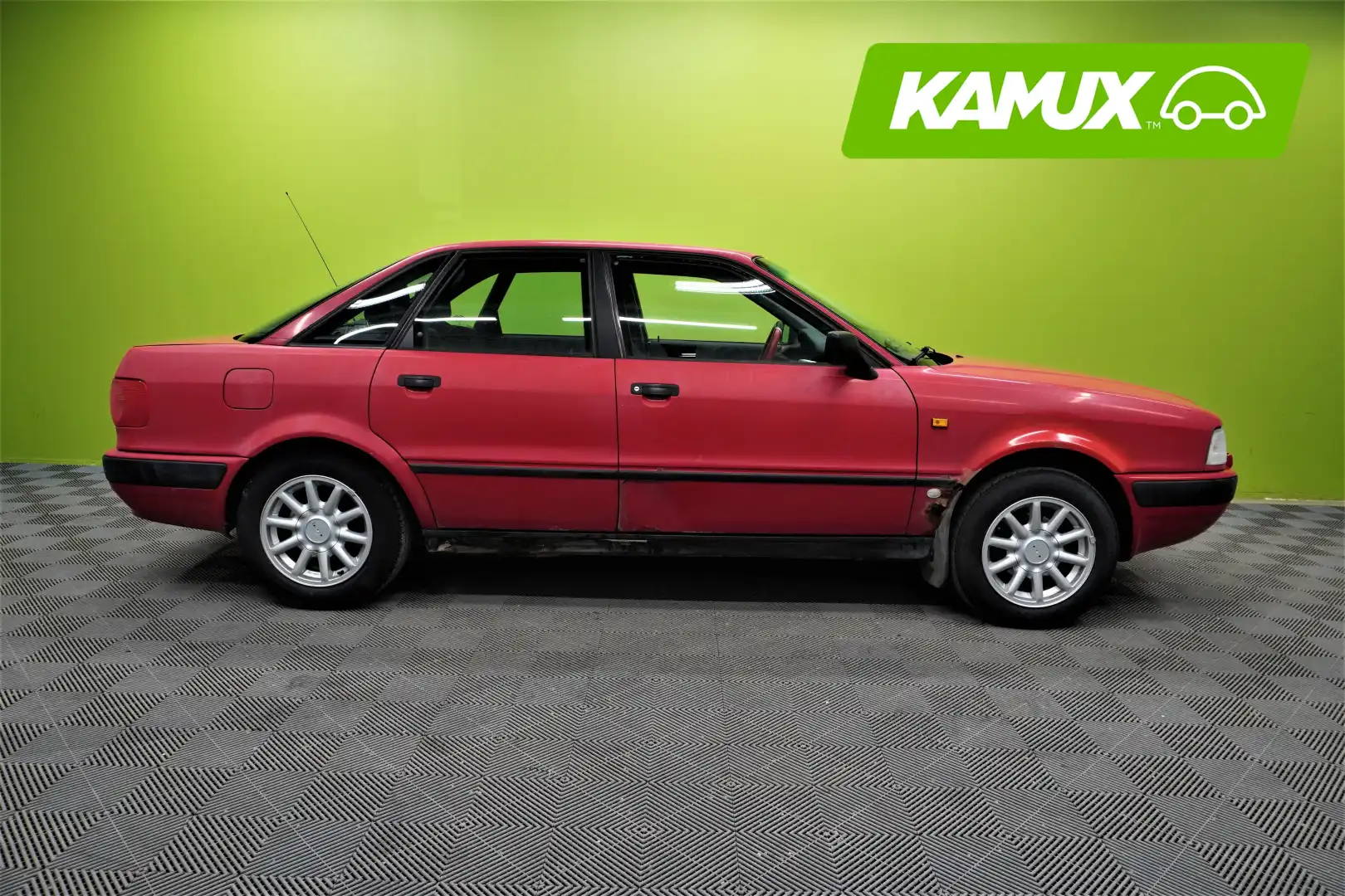 car-image