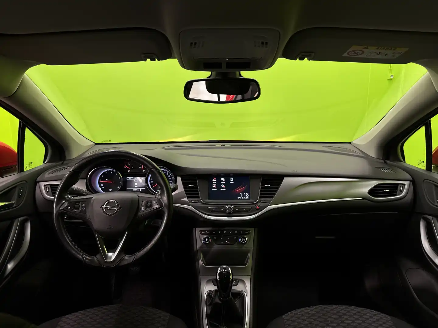 car-image