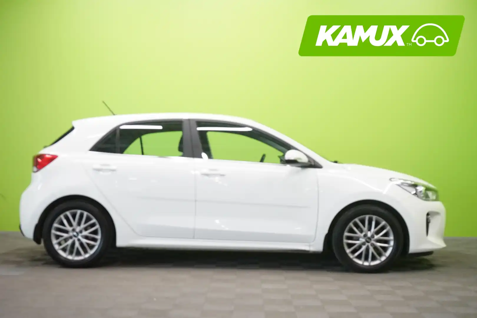 car-image