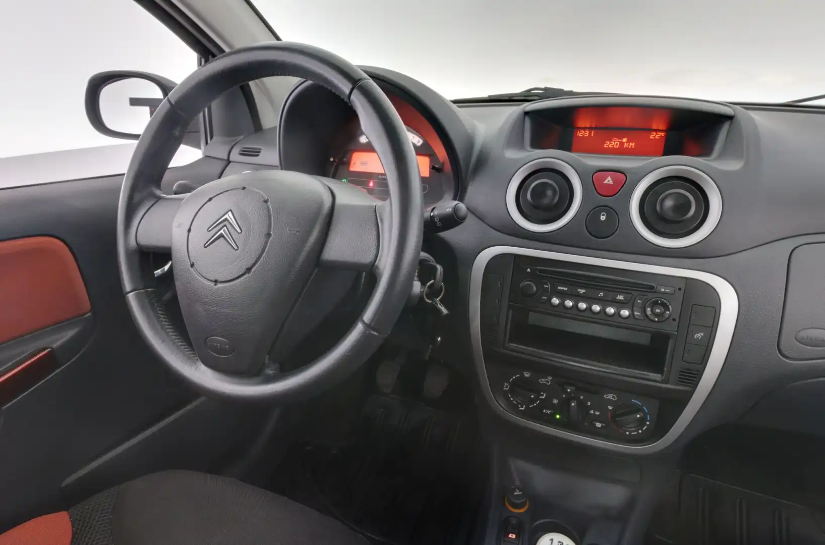 car-image