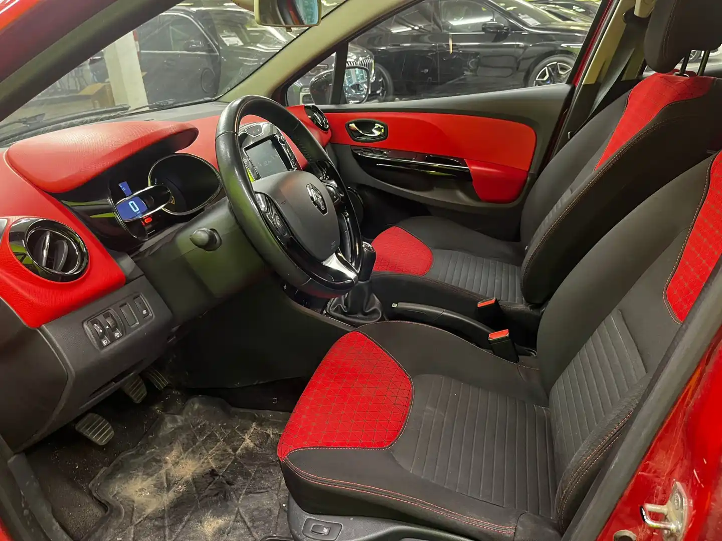 car-image