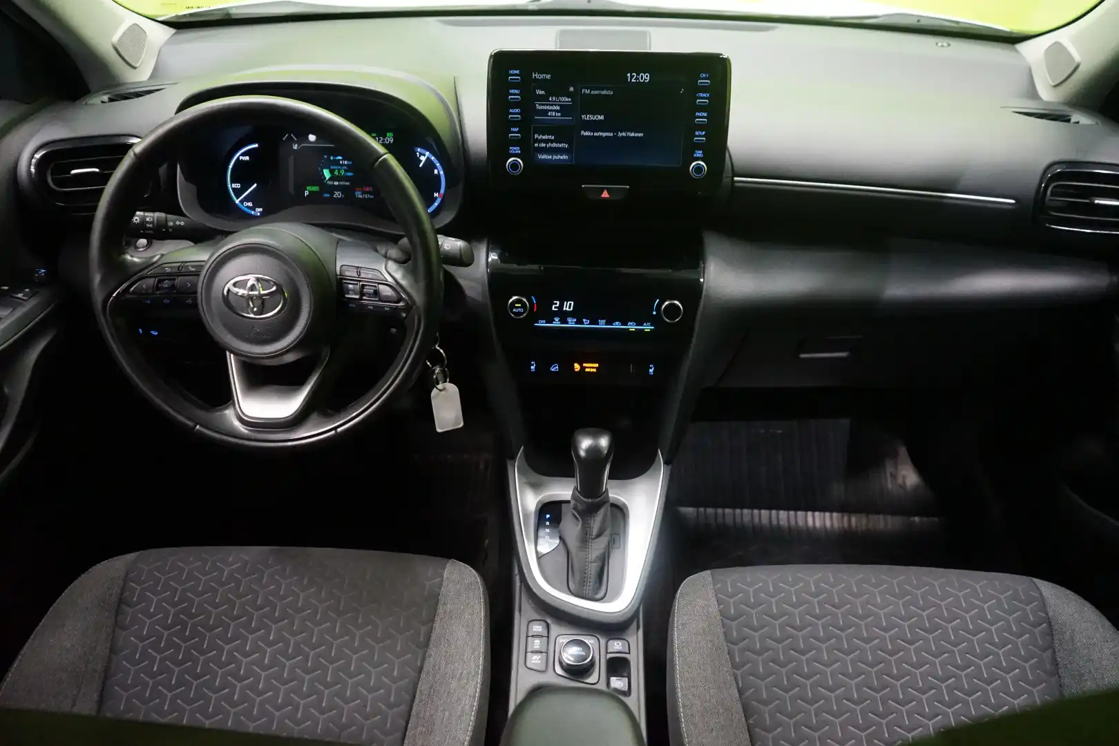 car-image