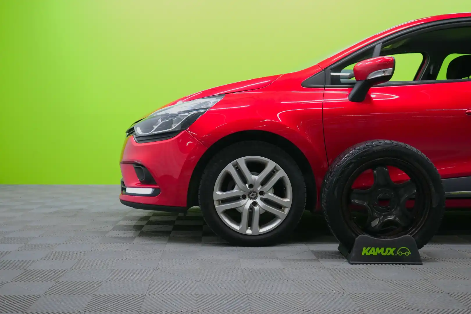 car-image