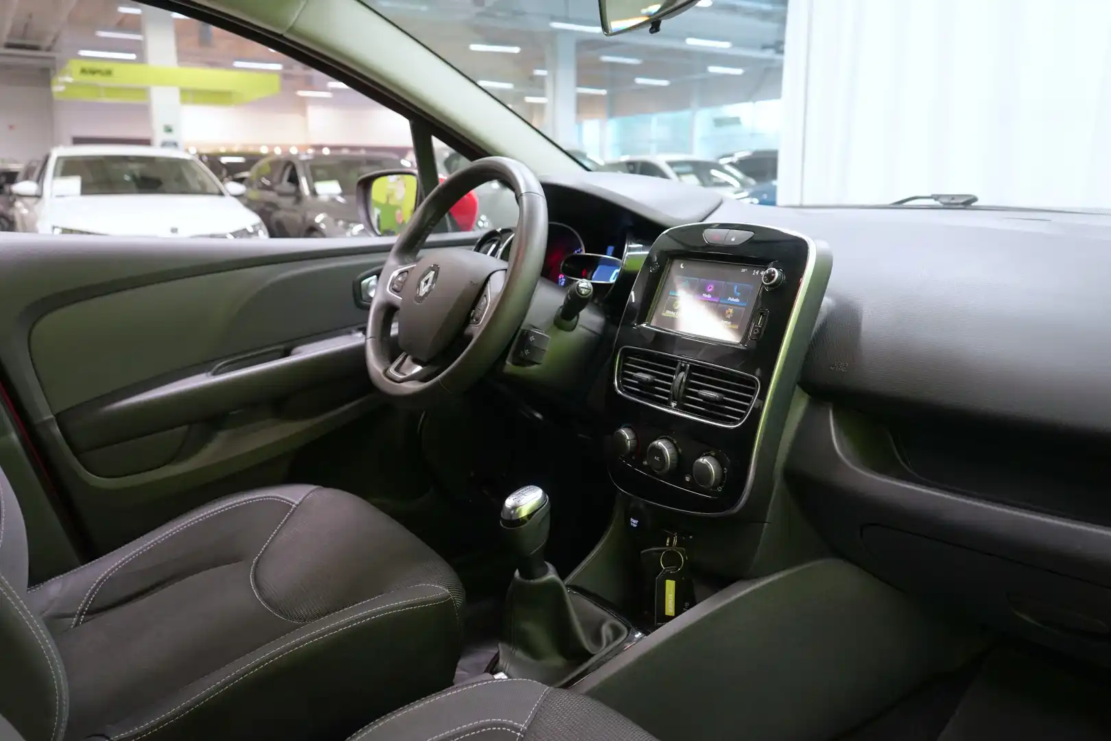 car-image