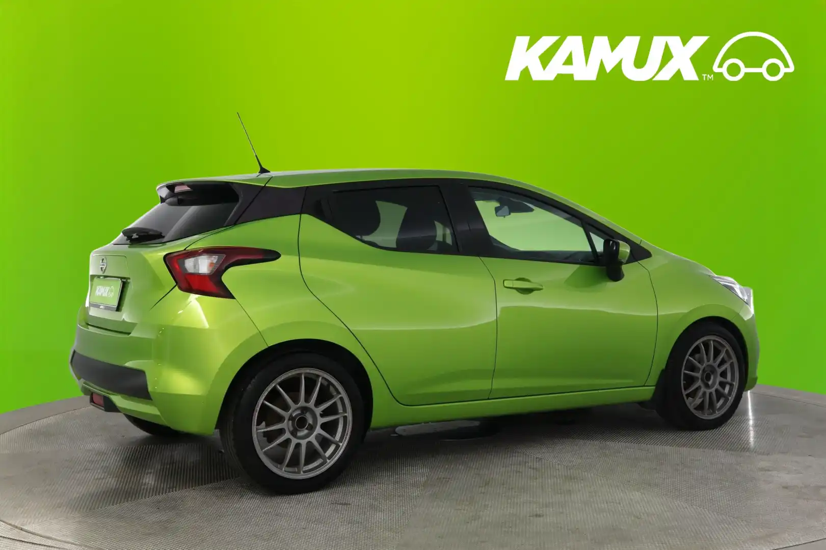 car-image
