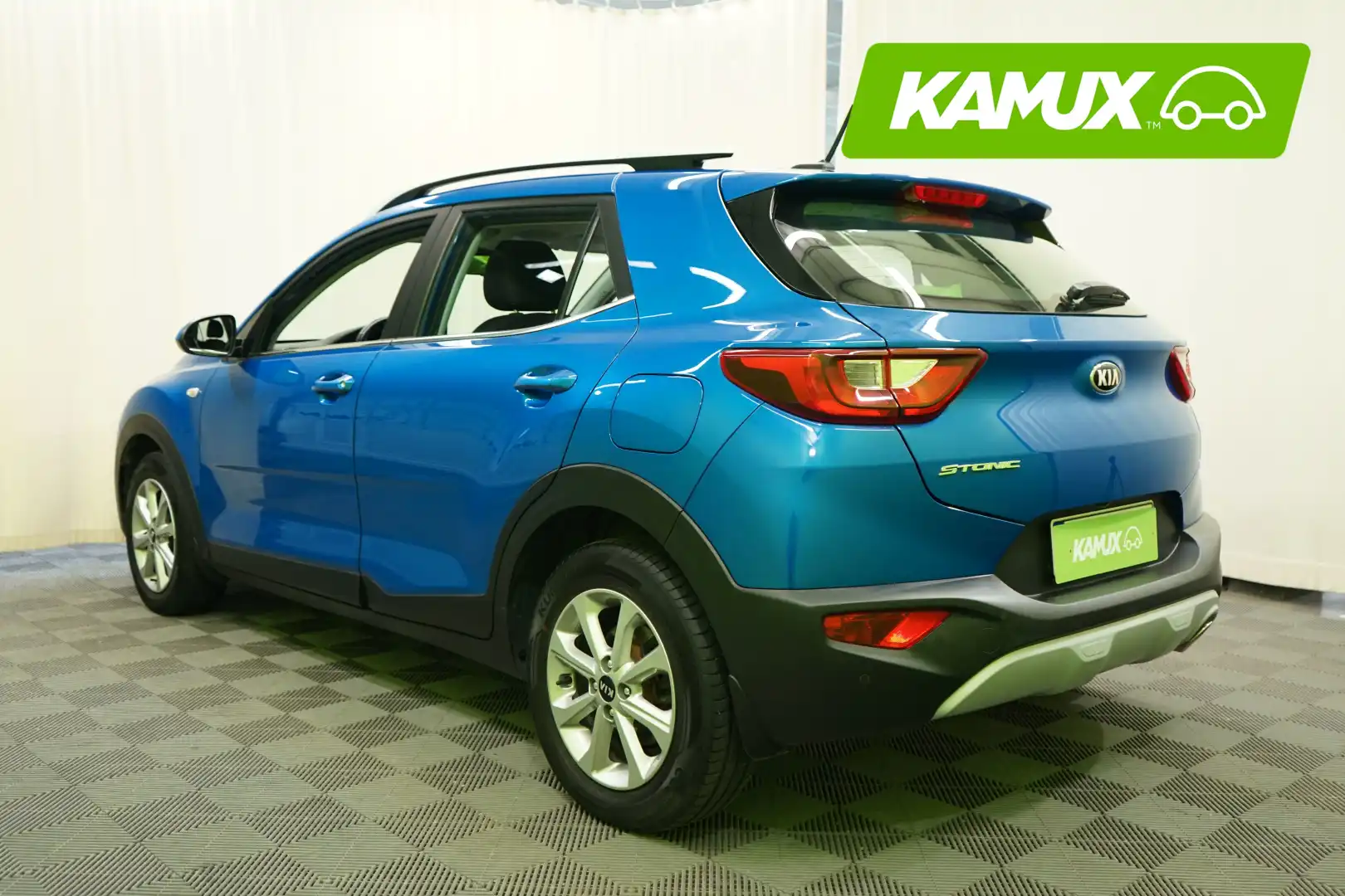 car-image