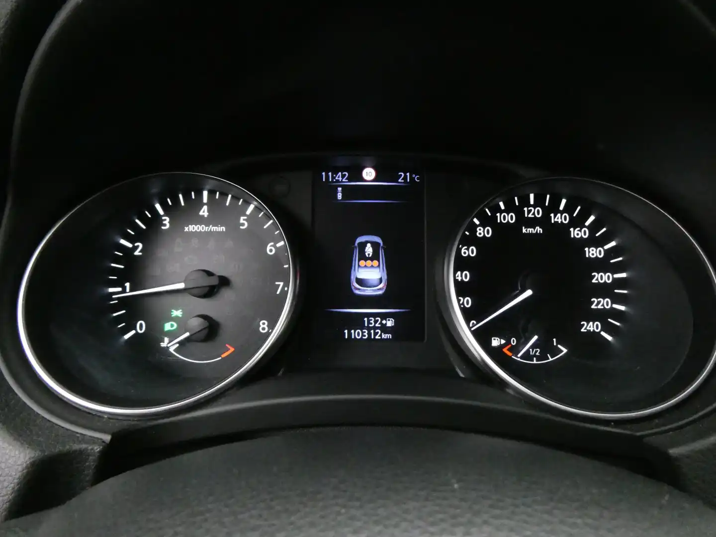 car-image