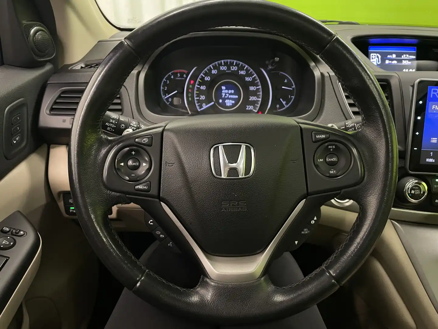 car-image