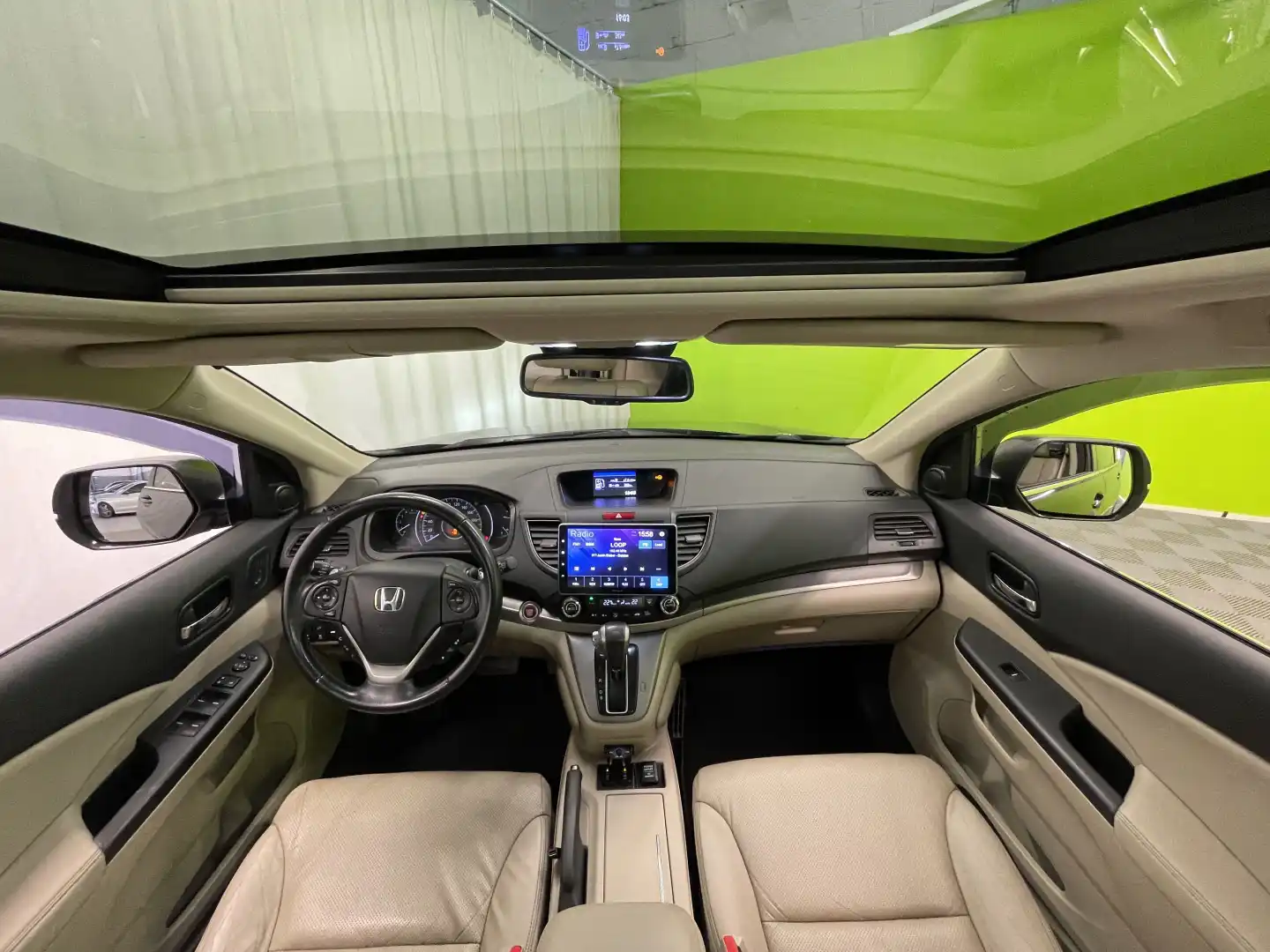 car-image