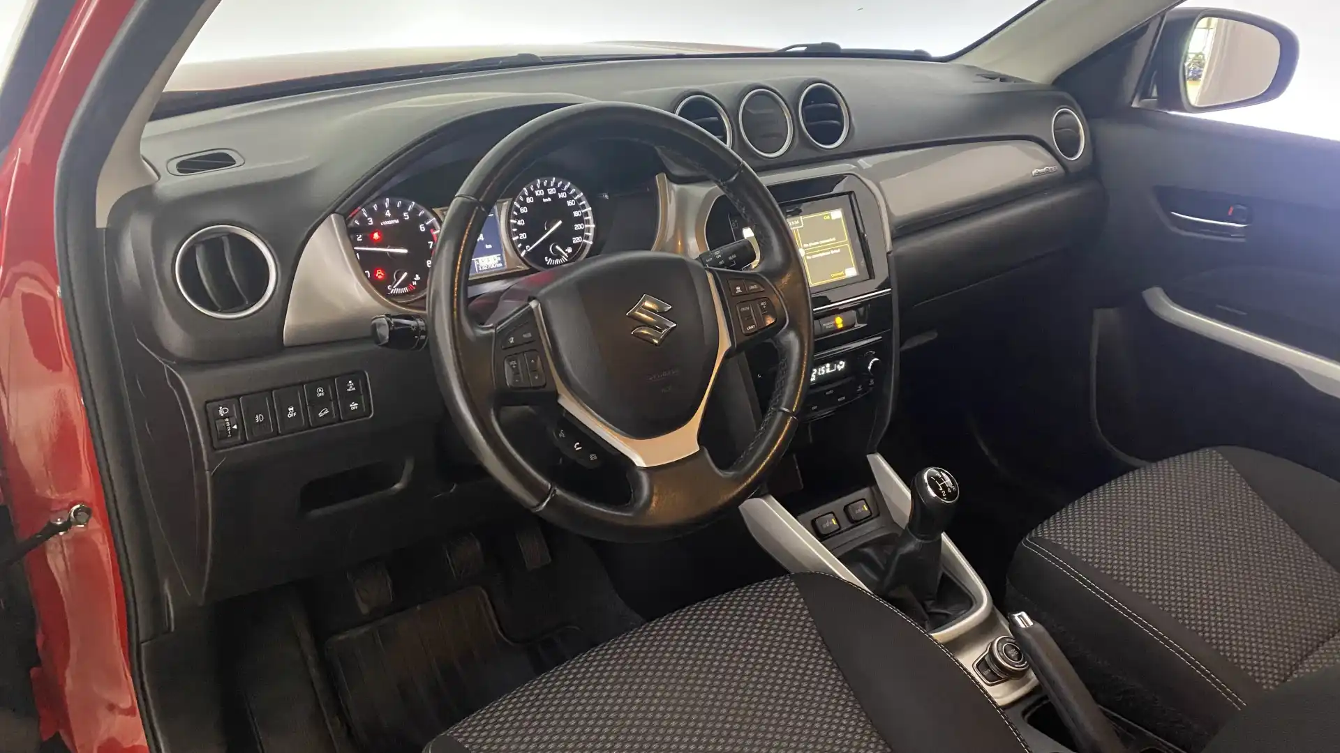car-image