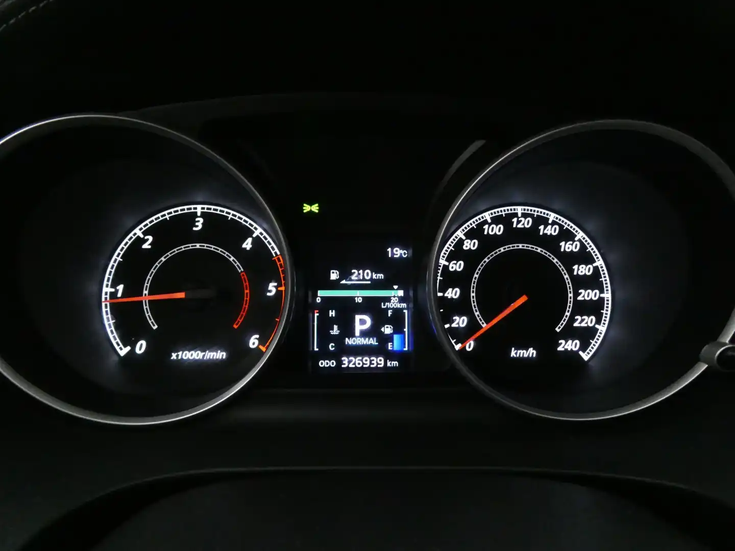 car-image