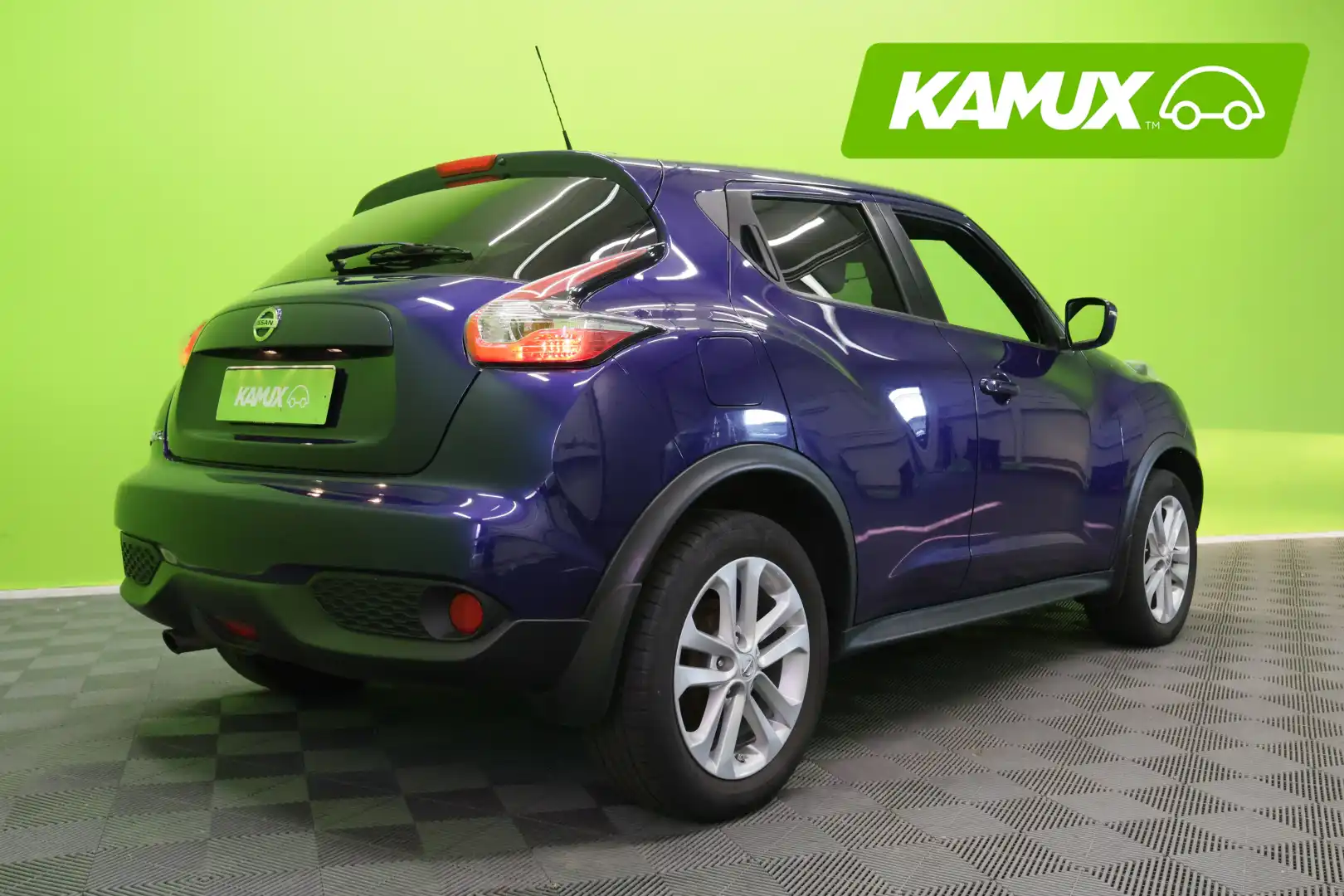 car-image