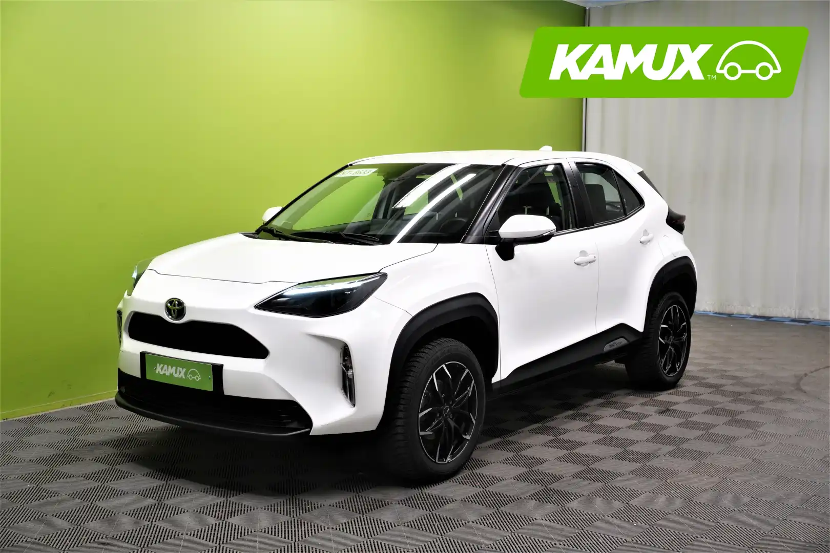 car-image