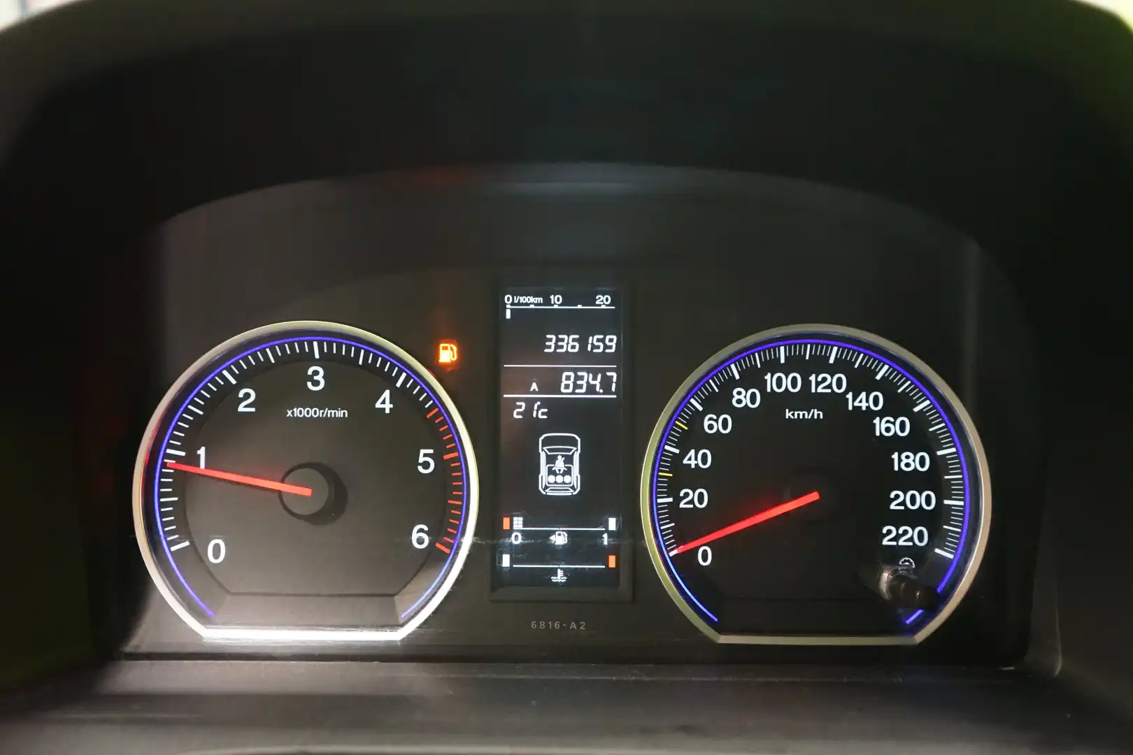 car-image
