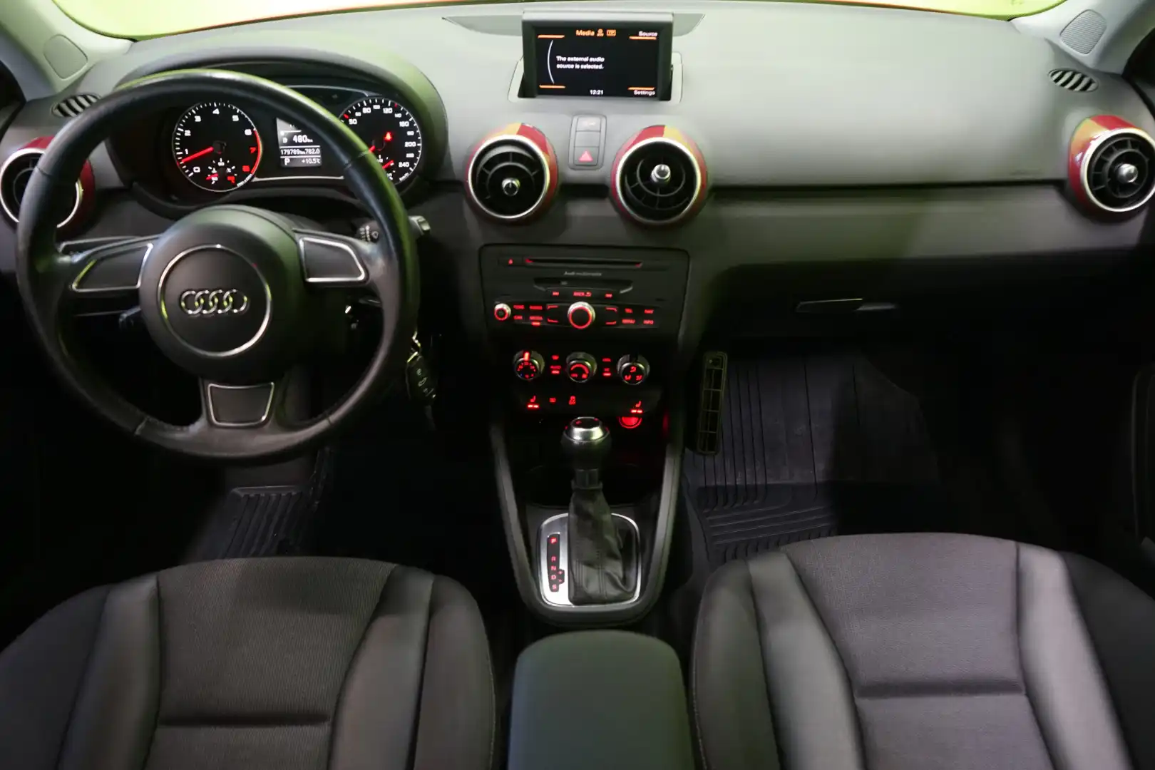 car-image