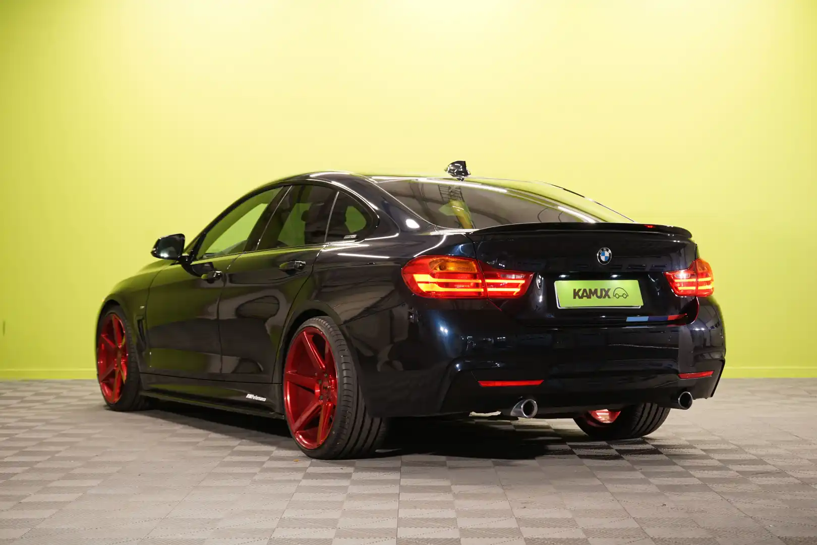 car-image