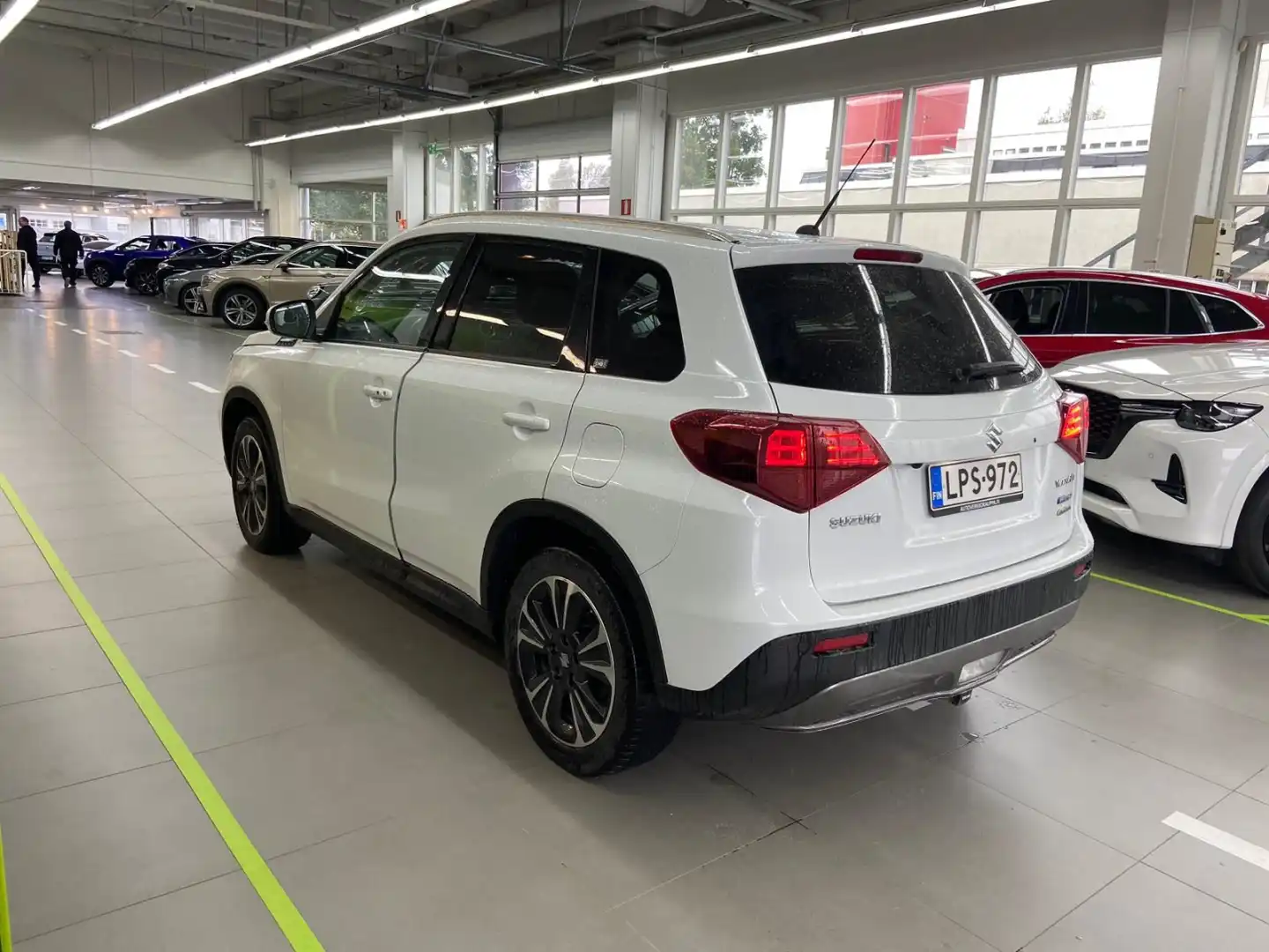car-image