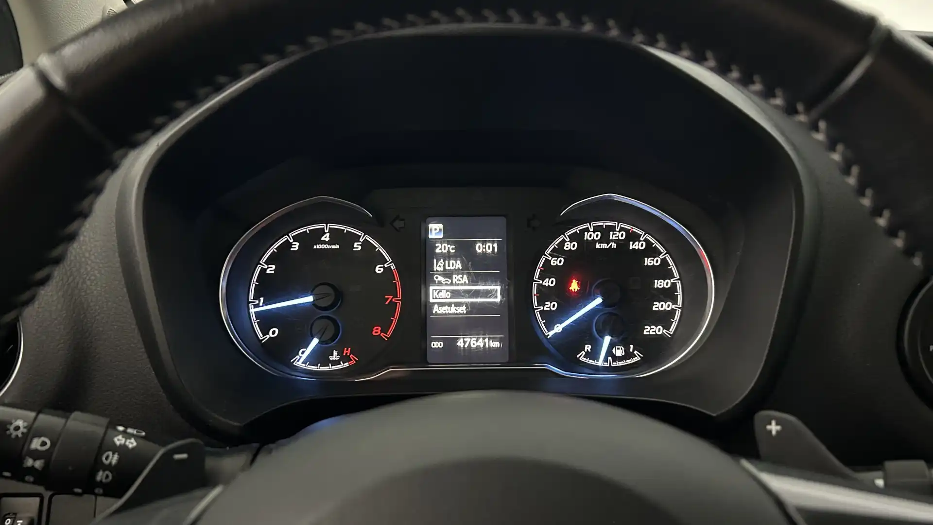 car-image