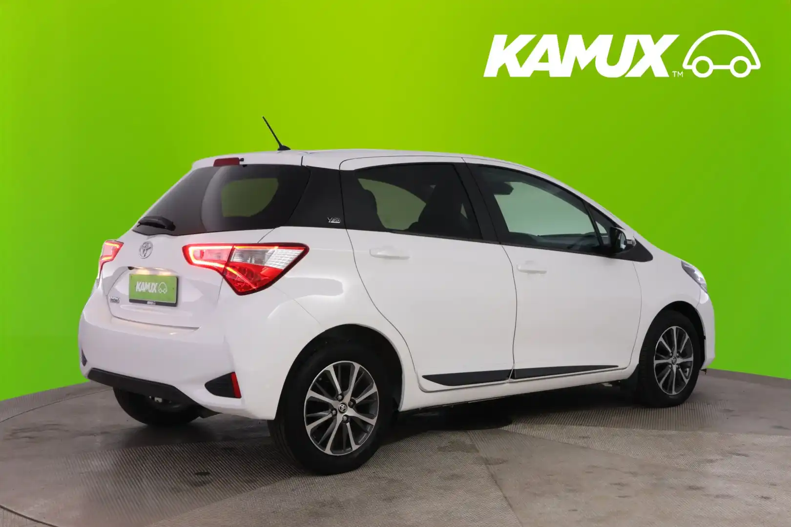 car-image