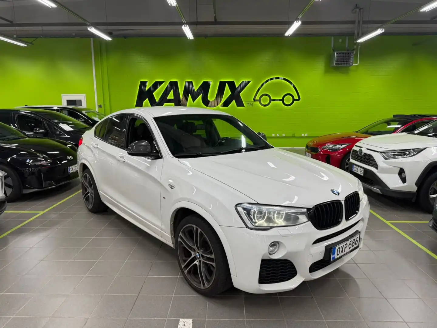 car-image