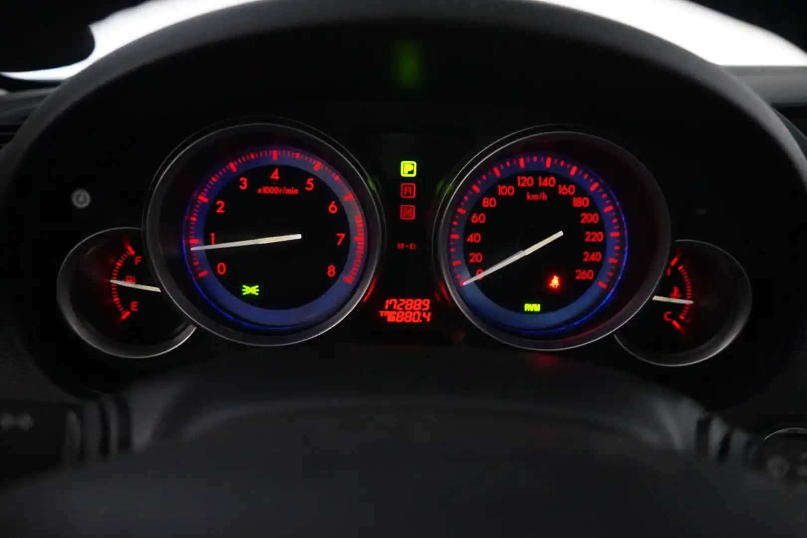 car-image