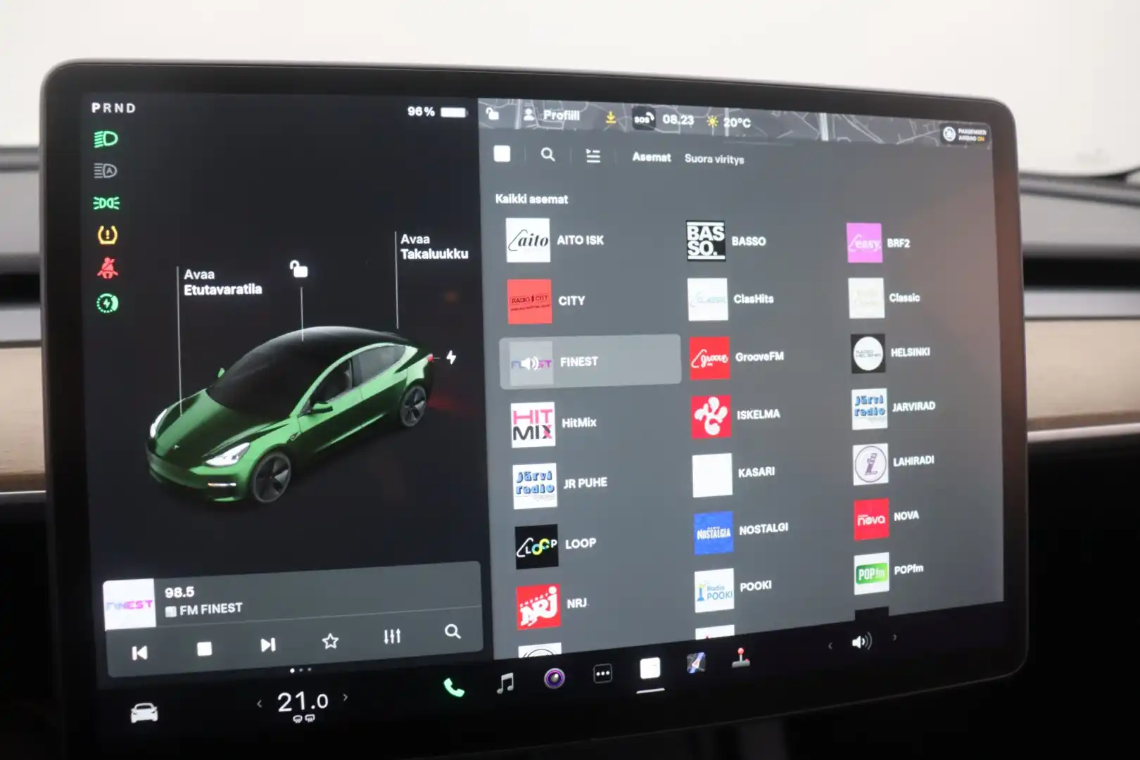 car-image