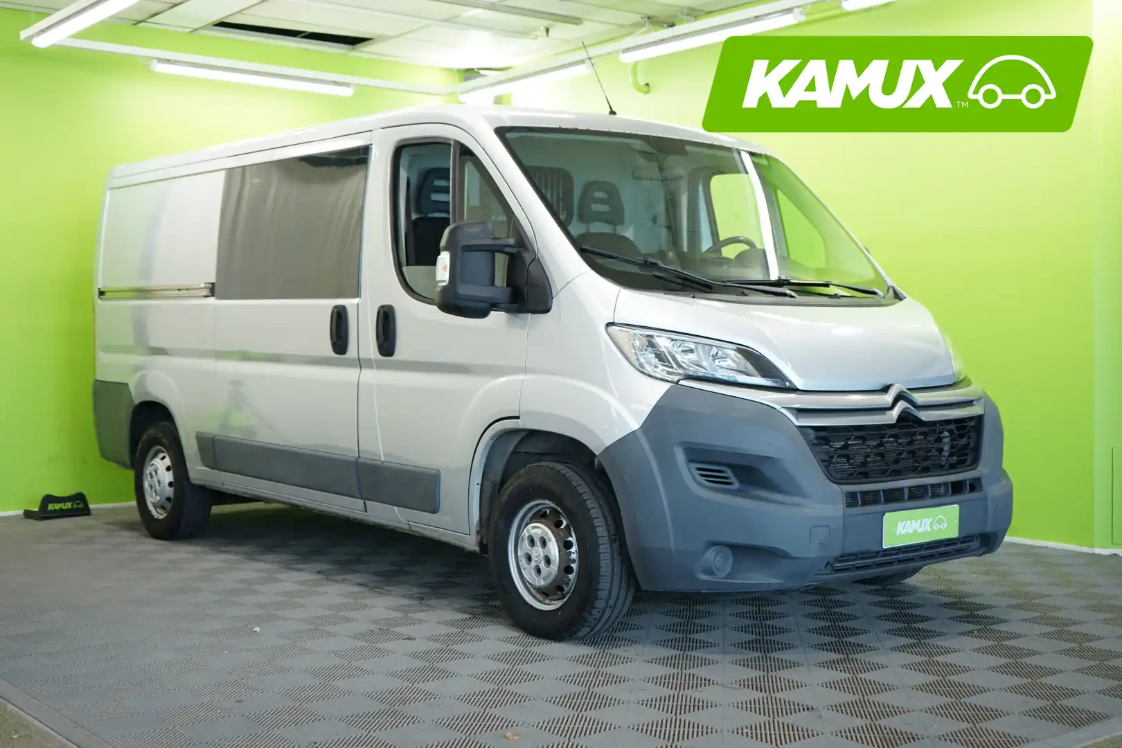 car-image
