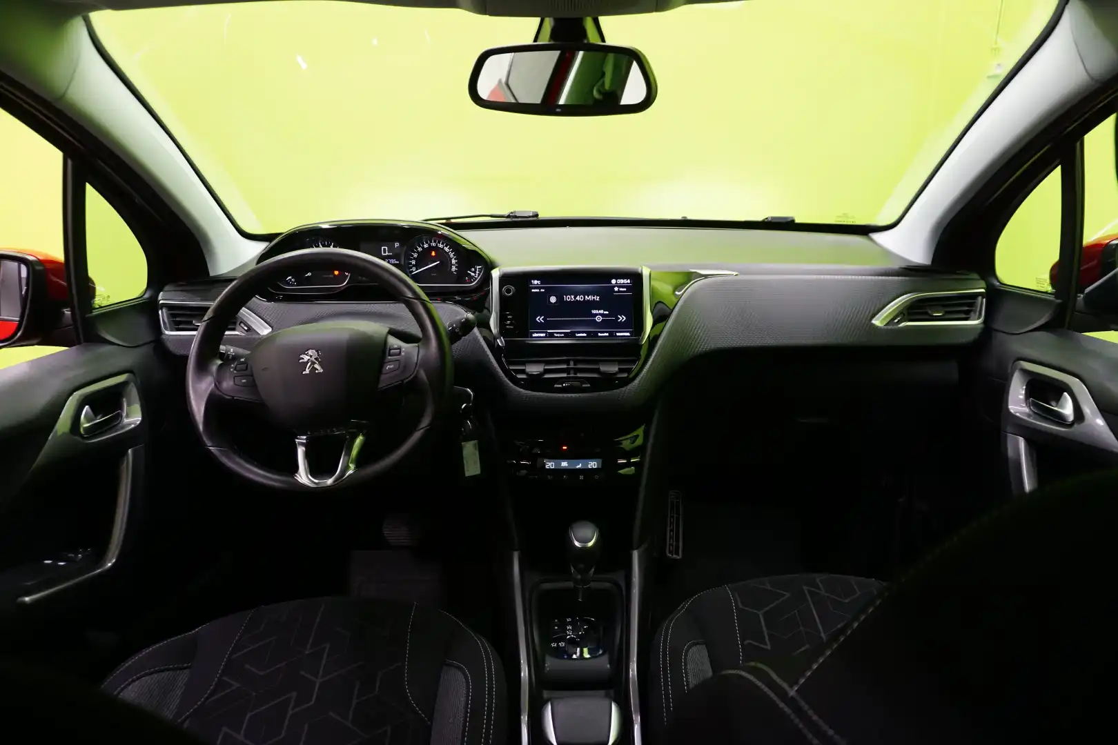 car-image