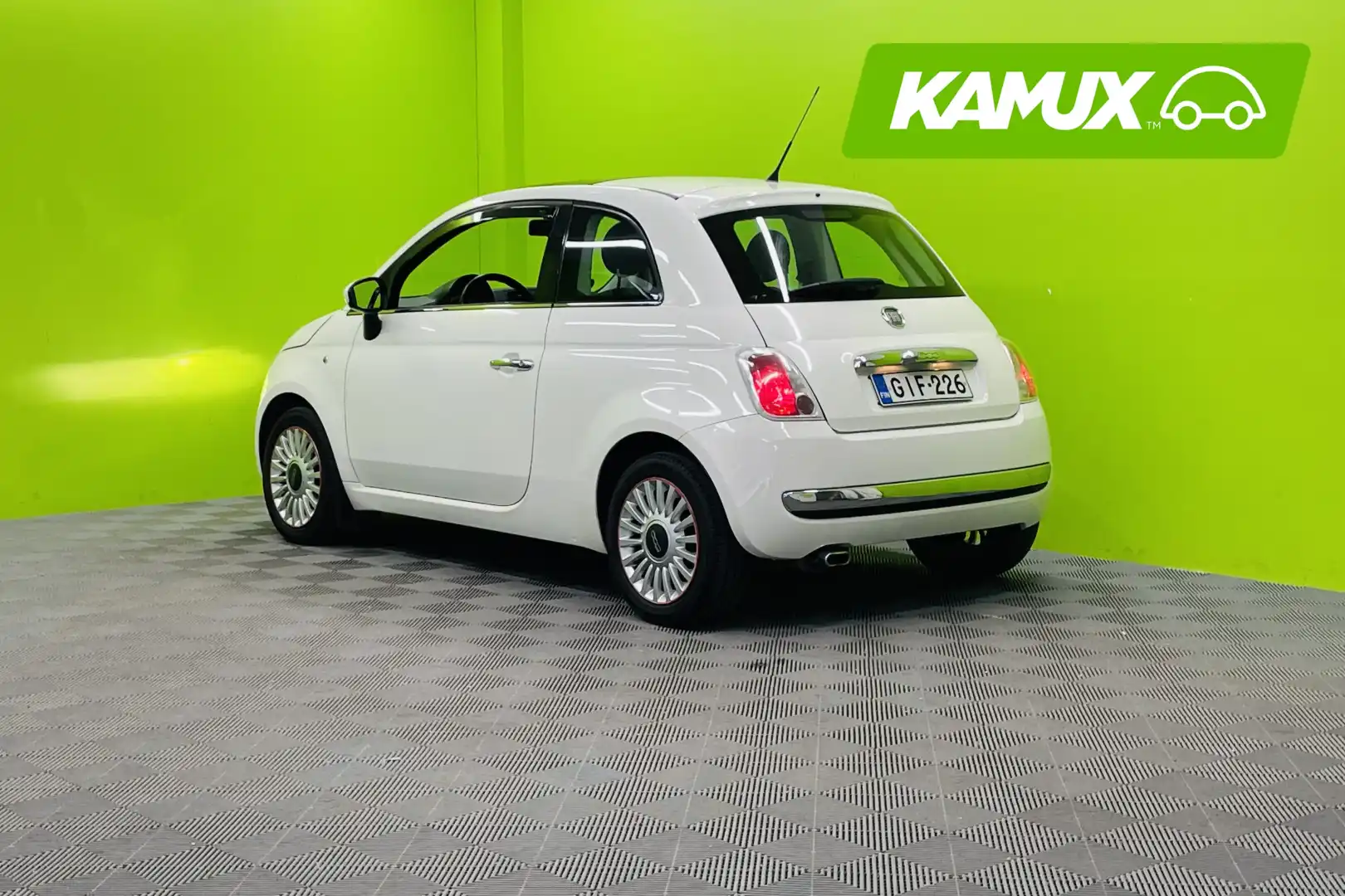 car-image