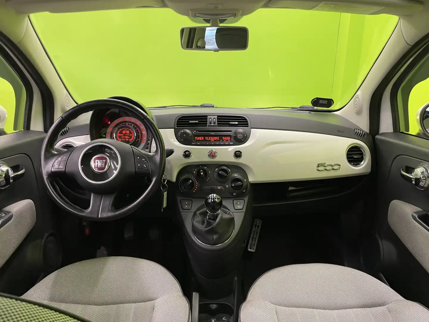 car-image