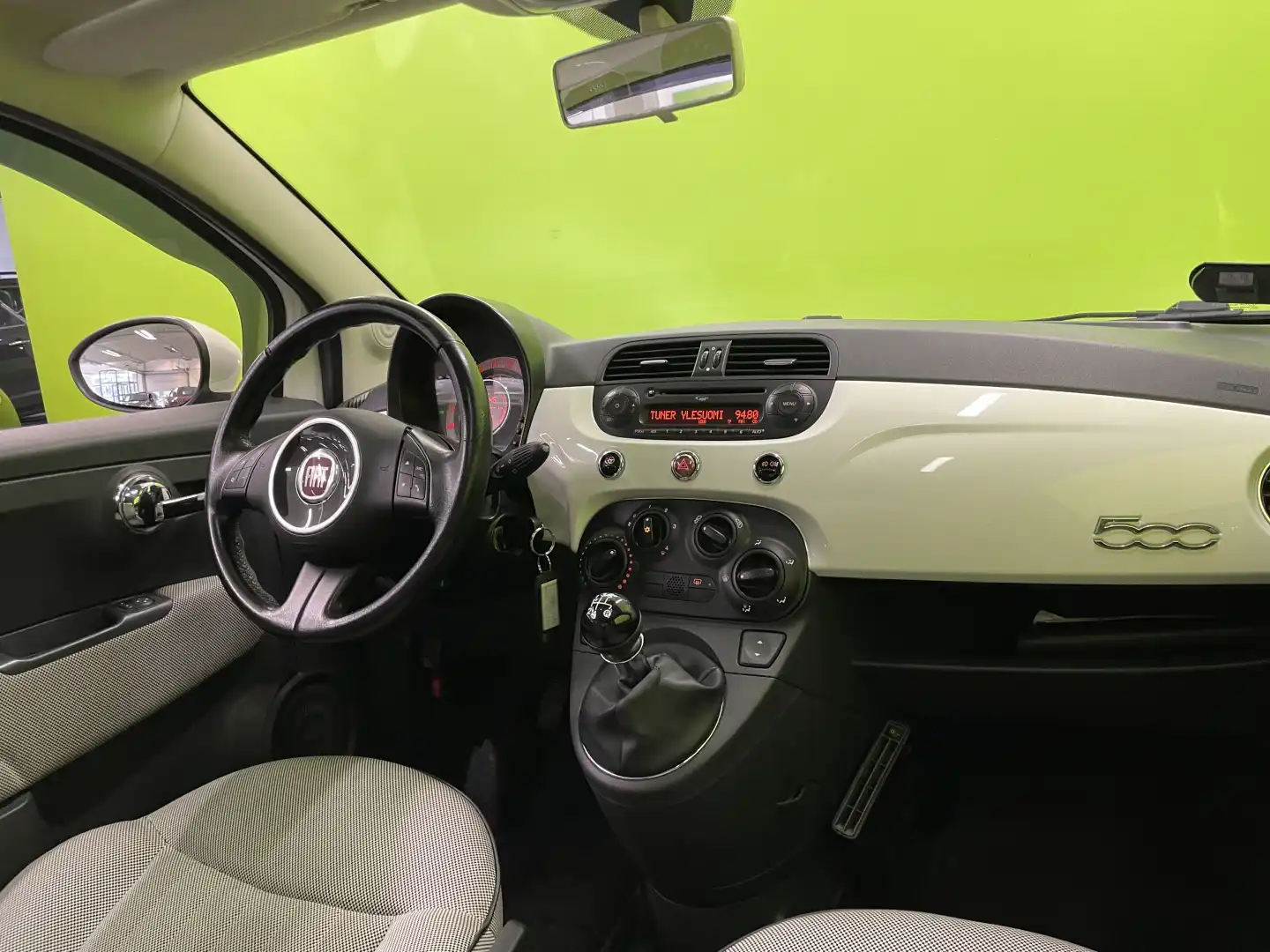 car-image