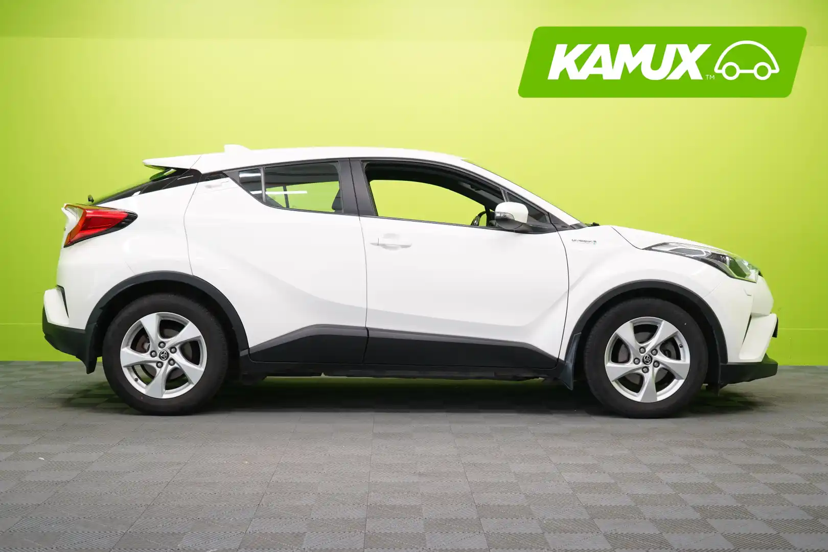 car-image