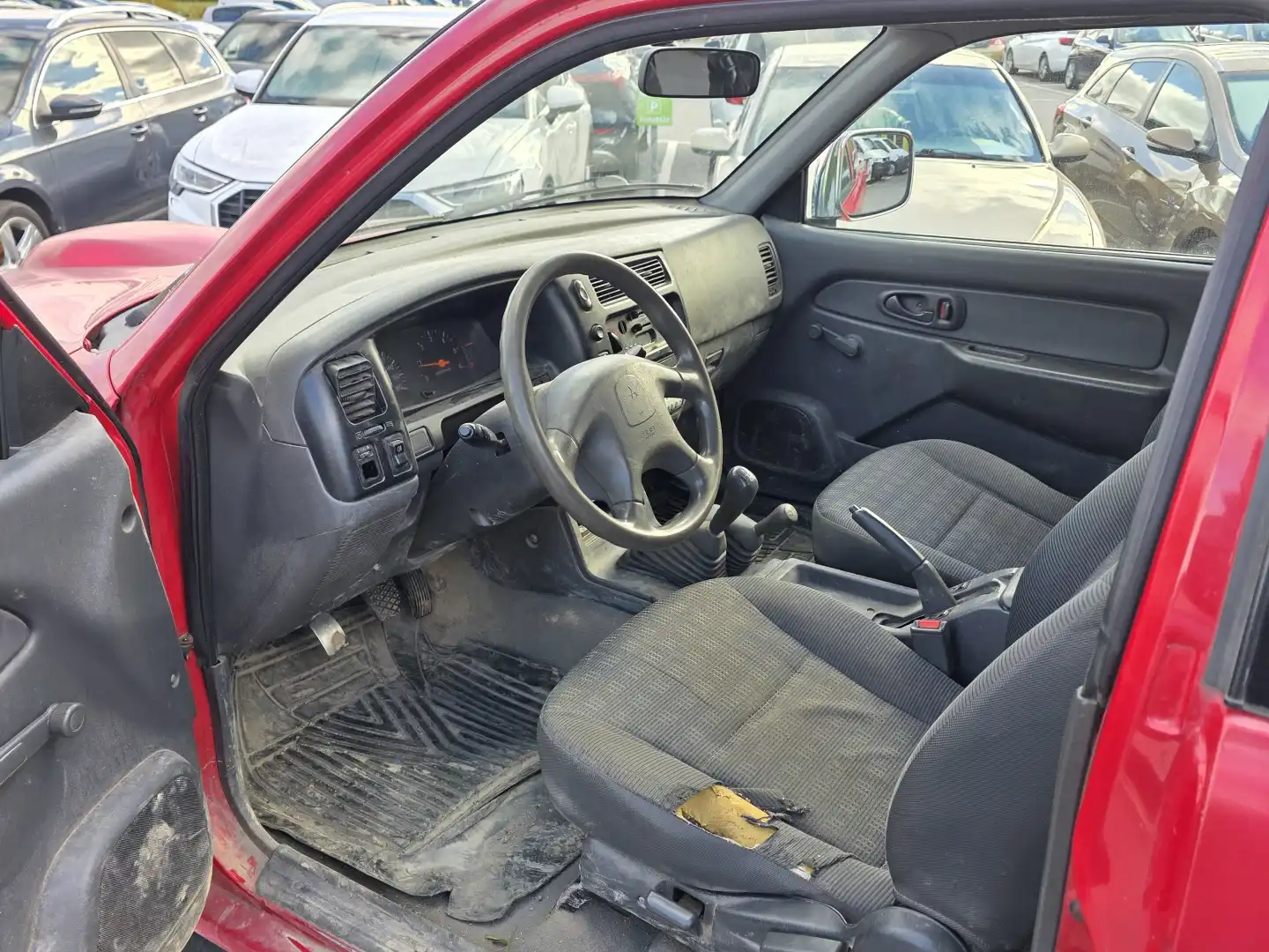 car-image