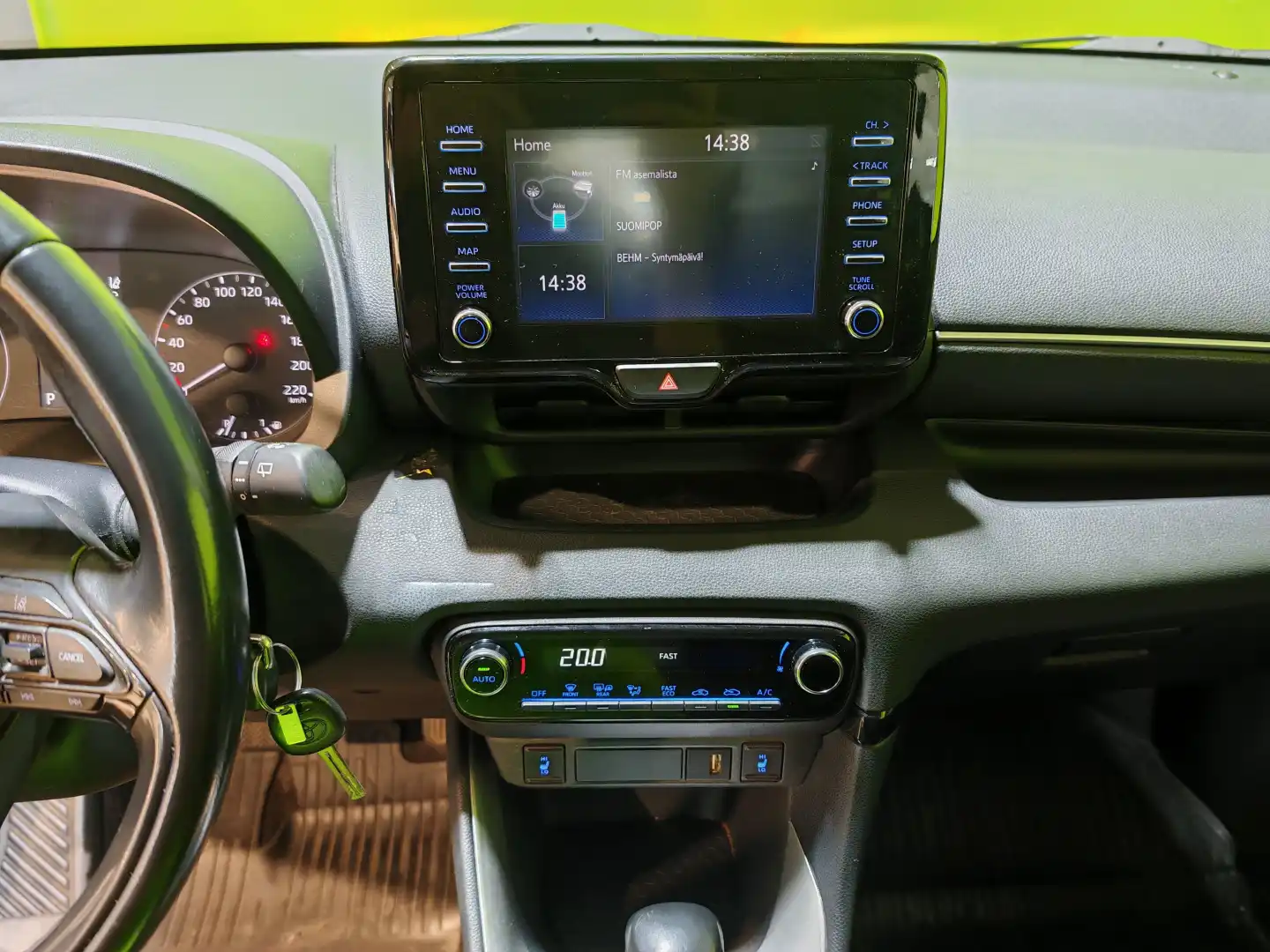 car-image