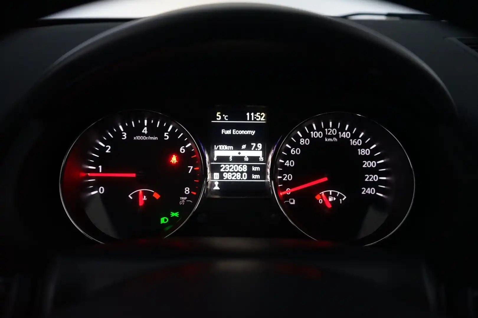 car-image
