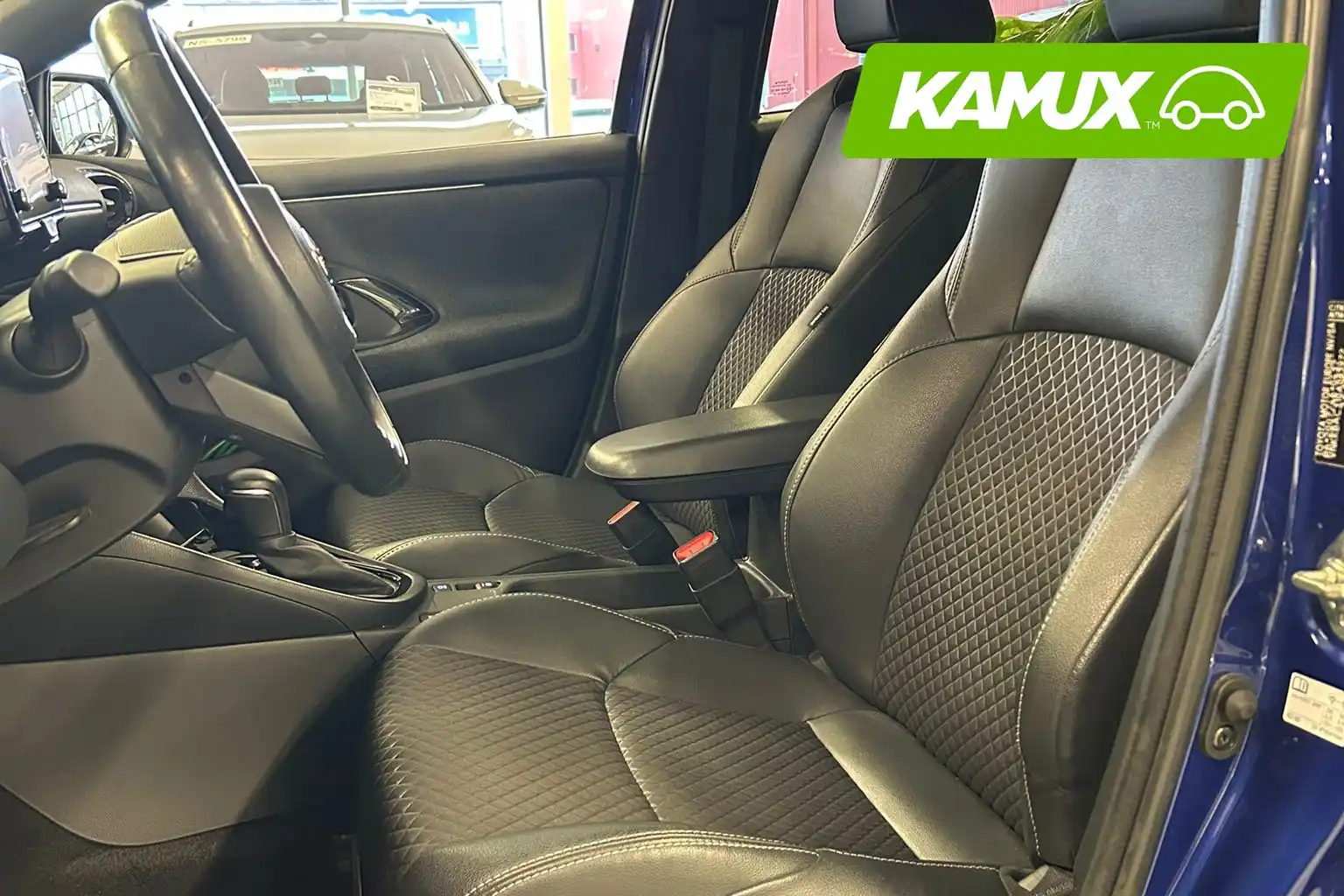 car-image